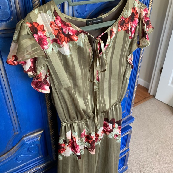 Banana Republic Summer Floral Dress Olive Green 4 - Picture 2 of 3